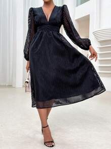 SHEIN Privé Striped Print Lantern Sleeve Plunging Neck Dress - Black - View 5