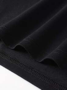 Men Slogan & Skull Print Tee - Black - View 5