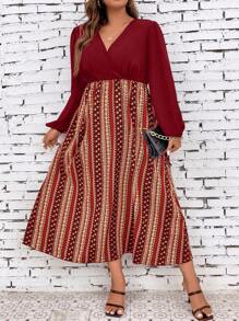 SHEIN LUNE Plus Ditsy Floral Print Surplice Neck Lantern Sleeve Dress - Burgundy - View 2