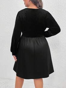 SHEIN Clasi 大碼燈籠袖洋裝不附腰帶