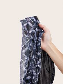 SHEIN EZwear 格紋印花前收褶不對稱下擺抹胸上衣 - 黑與白 - 查看 5