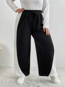 SHEIN Essnce Plus Two Tone Drawstring Waist Wide Leg Sweatpants - Black and White - View 2
