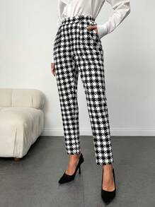 EURMUSE Women's Houndstooth Plaid Slant Pocket Trousers - Black and White - View 4
