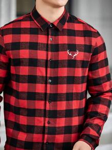 Manfinity RebelGame 寬鬆版型男式鹿角圖形水牛格子印花襯衫 - 紅色 - 查看 3