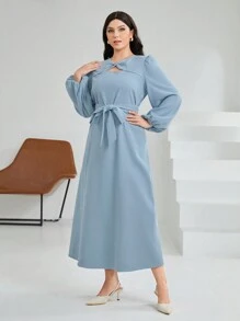 Mulvari 大碼燈籠袖鏤空繫腰帶洋裝 - 藍色 - 查看 1