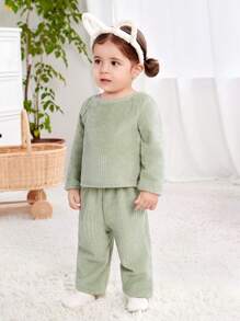 SHEIN Leap Crew Set de 2 piezas de pijama con top y pantalón para bebé niña, de unicolor y forro térmico - Verde - Ver 5