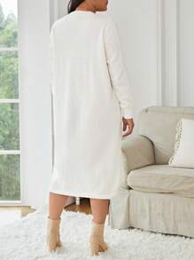 SHEIN Frenchy 大碼襯衫領子雙口袋毛衣洋裝不附腰帶 - 白色 - 查看 2