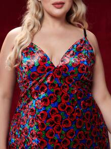 Marilyn Monroe X SHEIN Plus Allover Floral Print Slip Nightdress - Red - View 5