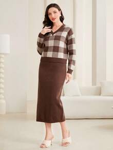 Mulvari Họa tiết kẻ sọc trâu Sweater & Knit Skirt - Cà phê nâu - Xem 3