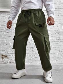 Manfinity EMRG 寬鬆款男裝加大碼束口褲,帶側翻蓋口袋 - 軍綠色 - 查看 3