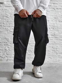 Manfinity LEGND Men's Plus Size Loose Fit Cargo Pants With Flap Pockets, Side Drawstrings