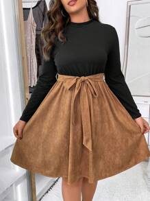 Calvaya 双色系腰带 A 字形连衣裙