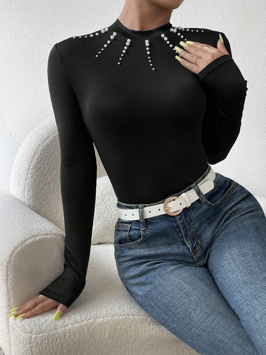 SHEIN Privé 珍珠串珠小高領T恤 - 黑色 - 查看 1