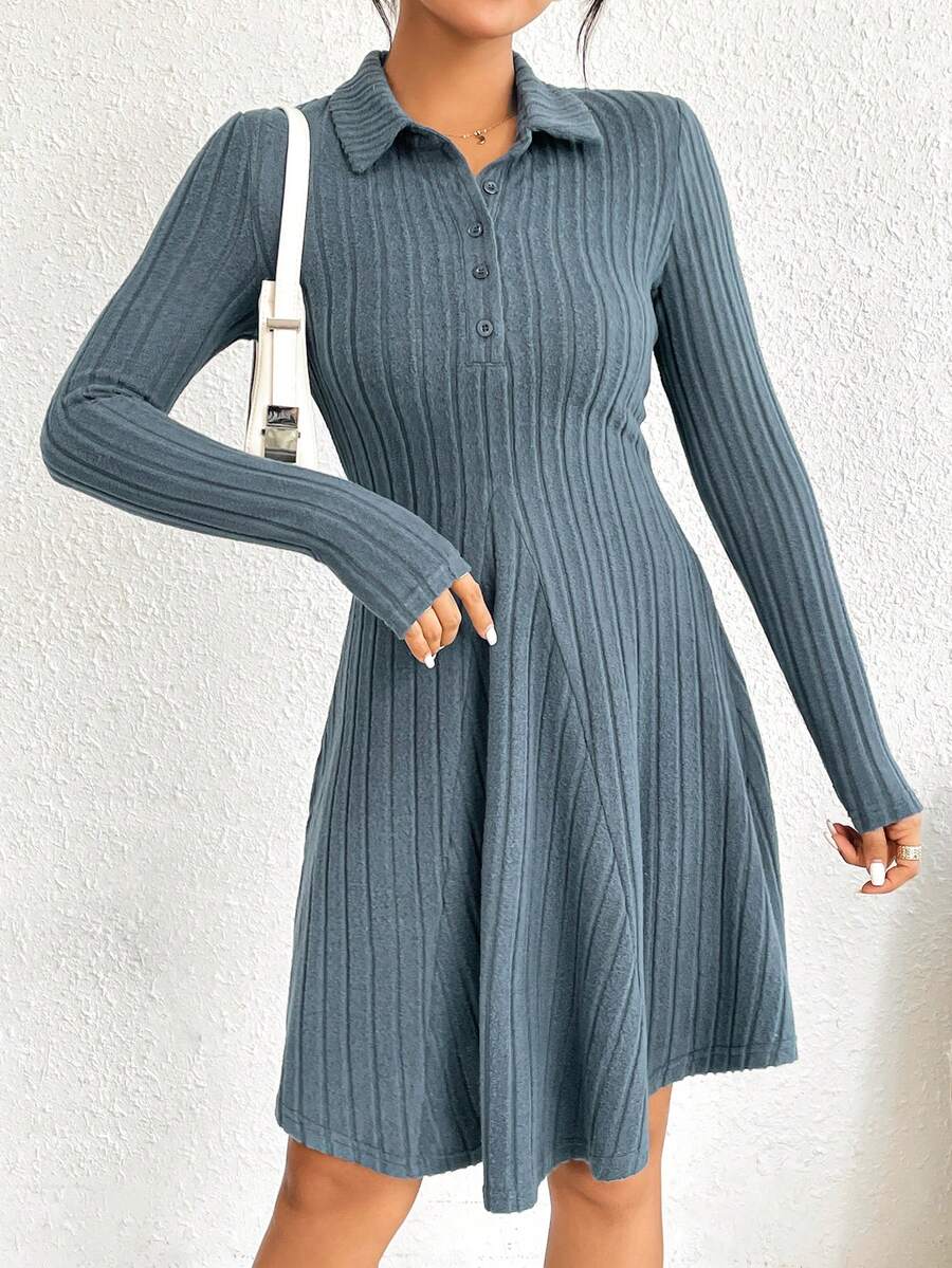 SHEIN Essnce Nút Nửa Đồ đan Ribbed Váy chữ A - Màu xanh bụi bặm - Xem 1