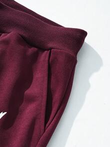 Manfinity Hypemode 寬鬆運動短褲男款,帶有有趣面部表情印花的束腰運動褲 - 紅色 - 查看 5