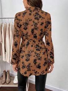 SHEIN Clasi 花卉印花卷袖系带衬衫，长袖上衣 - 咖啡棕 - 查看 2