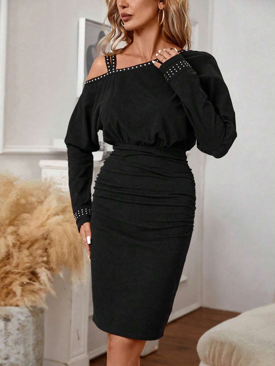 SHEIN Clasi Beaded Asymmetrical Neck Batwing Sleeve Ruched Bodycon Dress