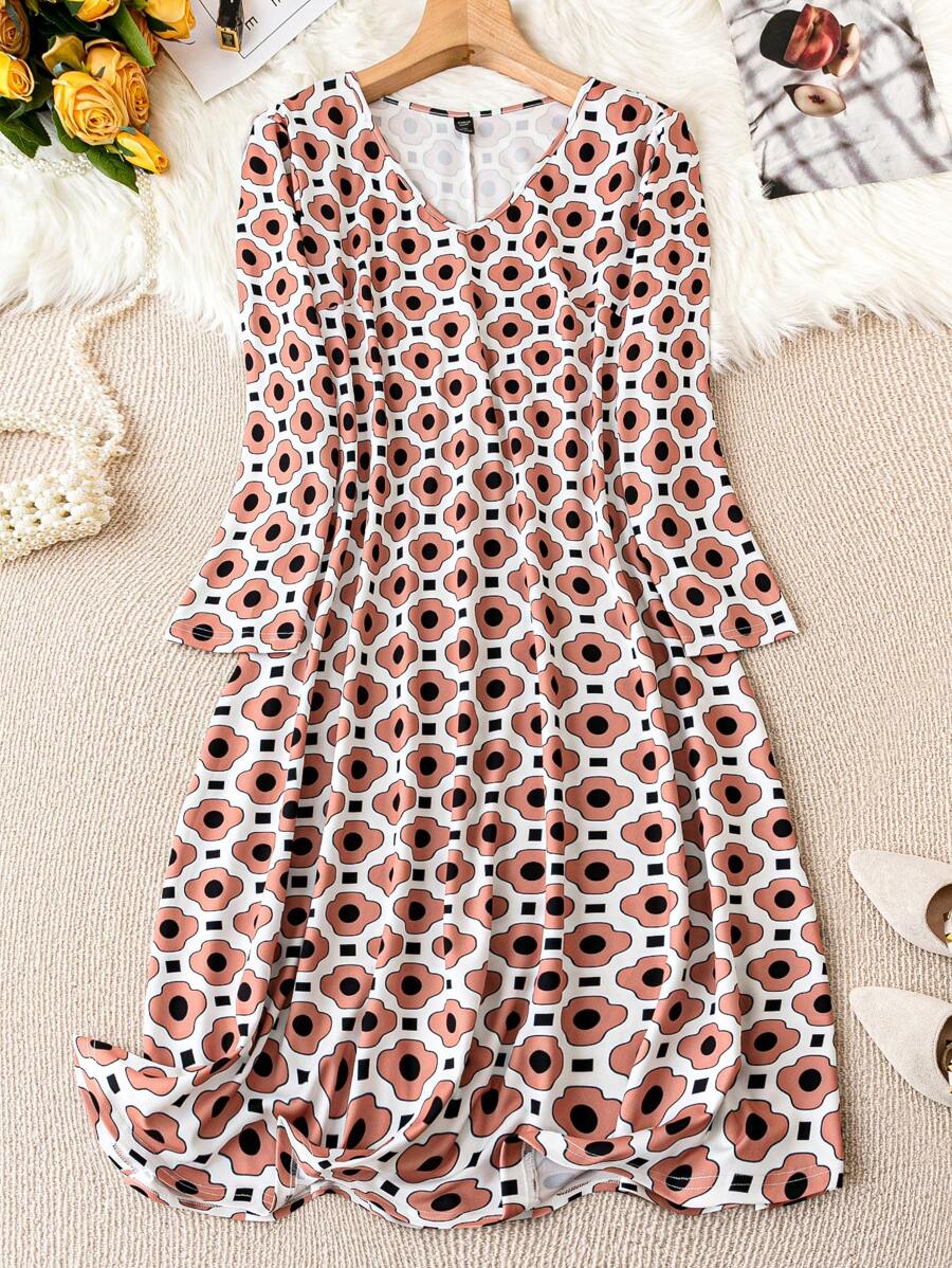 SHEIN LUNE Hơn In Toàn bộ Cổ v Đầm - Nhiều màu - Xem 1