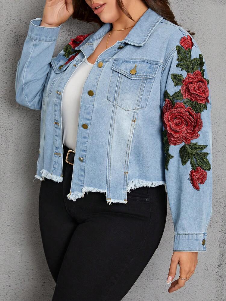 SHEIN LUNE Plus Floral Embroidery Flap Pocket Raw Hem Denim Jacket - Light Wash - View 3