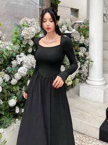 DAZY Vestido línea A unicolor de cuello cuadrado - Negro - Ver 3