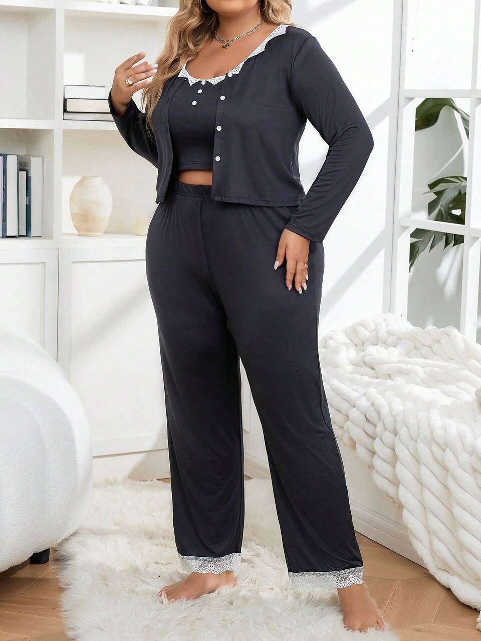 Plus Size Women's 3-piece Lace Patchwork Pajama Set