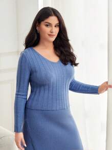 Mulvari Plus Solid V Neck Sweater & Knit Skirt - Blue - View 5