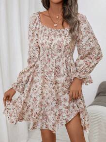 SHEIN LUNE 碎花喇叭袖荷葉邊洋裝 - 彩色 - 查看 5