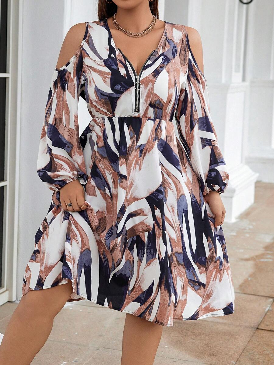 Celure 大碼滿版印花挖肩燈籠袖洋裝