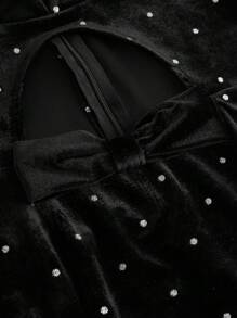 SHEIN MOD 鑲有鑽石細節的膨脹袖絨面連身裙 - 黑色 - 查看 4