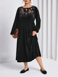 EMERY ROSE 大碼花卉刺繡繫帶領燈籠袖絲絨洋裝 - 黑色 - 查看 3