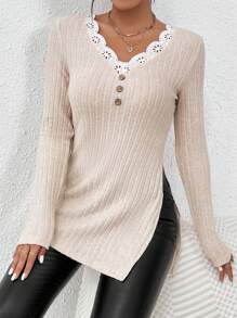 SHEIN Frenchy 鏤空蕾絲花邊下擺開叉T恤 - 杏色 - 查看 3