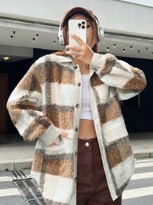 SHEIN EZwear 格紋印花落肩袖絨毛外套 - 卡其色 - 查看 7
