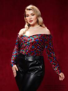 Marilyn Monroe X SHEIN Plus Off Shoulder Cross Wrap Front Floral Print Velvet Tee - Burgundy - View 1