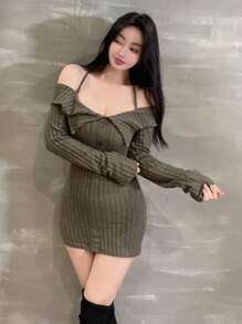 DAZY Damen einfarbiges Rippstrick-Kleid mit Haterneckausschnitt und Knöpfen, Herbst/Winter - Grün - Übersicht 6