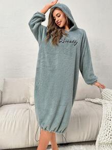 字母刺繡插肩袖連帽絨毛休閒服洋裝 - 霧霾藍 - 查看 6