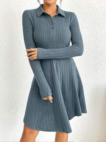 SHEIN Essnce Nút Nửa Đồ đan Ribbed Váy chữ A - Màu xanh bụi bặm - Xem 3