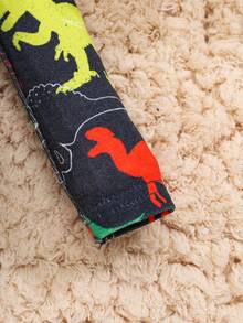 SHEIN Bộ đồ mặc nhà hai mảnh cho bé trai họa tiết khủng long hoạt hình, cổ tròn, vai thường, gồm áo và quần legging, ôm sát. - Nhiều màu - Xem 5