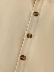 SHEIN 男小童字母貼布條紋飾邊背心上衣和褲子&襯衫 - 卡其色 - 查看 4