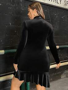 SHEIN EZwear 大碼水鑽星星圖案小高領荷葉邊絲絨洋裝 - 黑色 - 查看 3