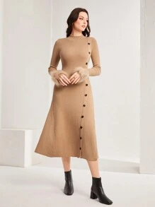 Seusyu 女式領口扣飾毛衣洋裝 - 卡其色 - 查看 3