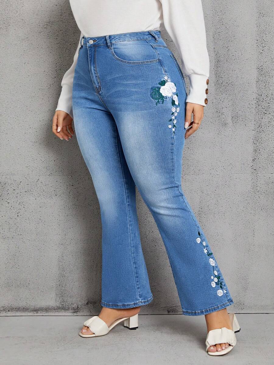 SHEIN LUNE Plus Floral Embroidery Flare Leg Jeans - Light Wash - View 1