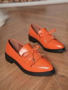 女性流蘇蝴蝶結粗跟瑪麗珍鞋帶厚鞋底,尖頭,黑色-學院風