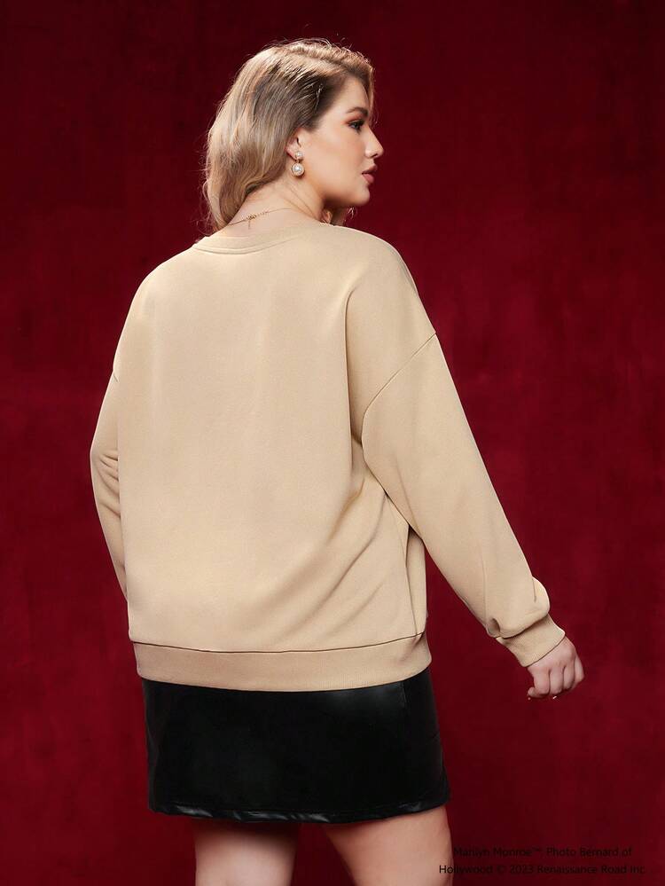 Plus Figure & Slogan Graphic Drop Shoulder Sweatshirt