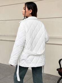 SHEIN EZwear 雙口袋按扣腰帶絎縫外套 - 白色 - 查看 2