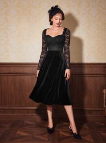 SHEIN DECDS 蕾絲拼接雞心領口A字連衣裙 - 黑色 - 查看 1