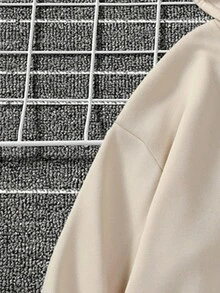 Manfinity RSRT 男士骷髅与标语印花保暖内衬连帽衫 - 卡其色 - 查看 7