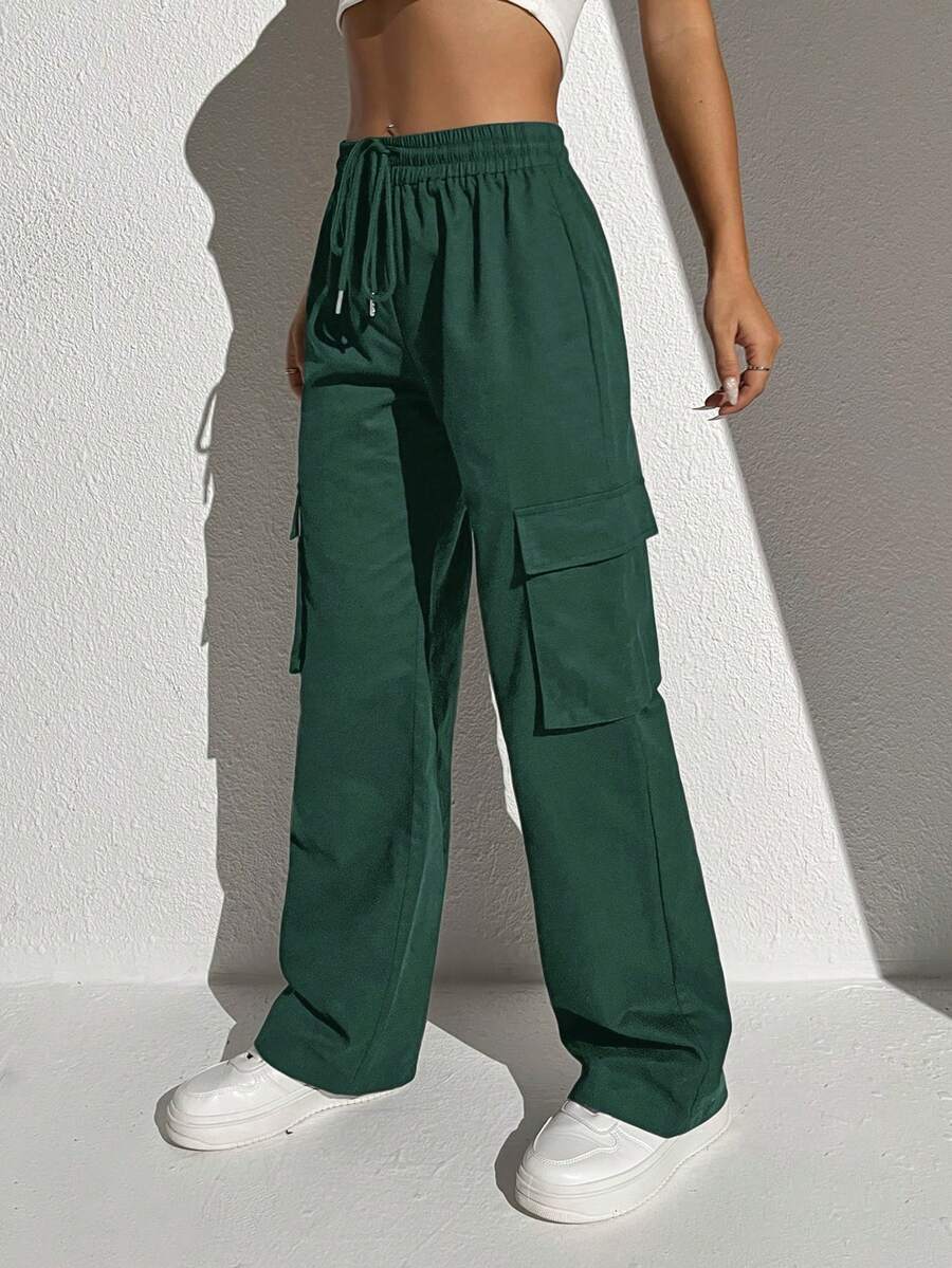 RueChic Pantalones Largos Con Cintura Ajustable Con Cordón Y Bolsillos Laterales Con Solapa - Verde - Ver 1