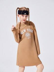 SHEIN Cô gái Tween Đồ họa Chữ cái Thả vai Đầm có mũ - Màu Khaki - Xem 1