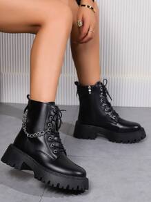 女性時尚圓頭防水台高跟鞋踝靴帶鏈子裝飾細部,選擇踝靴或者短靴,街頭服飾靈感馬靴 - 黑色 - 查看 1