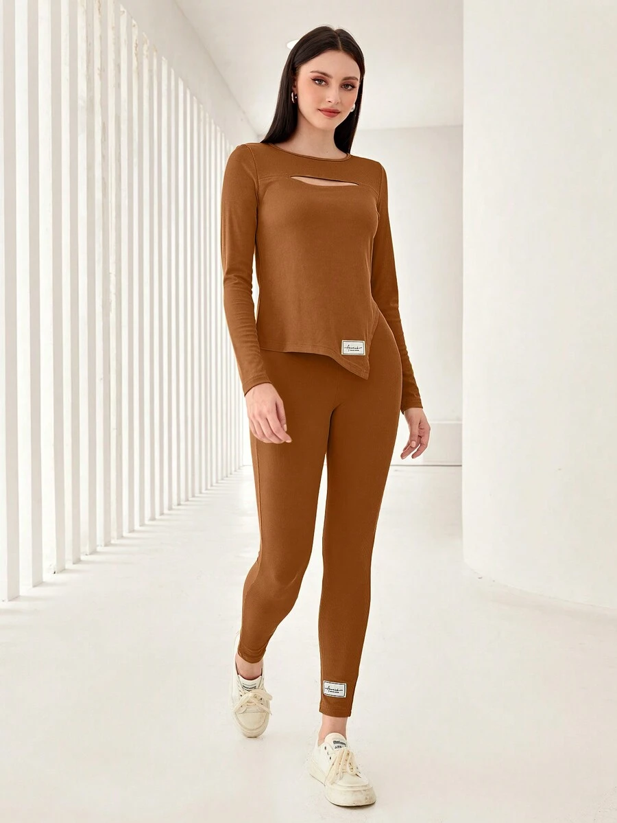 Mulvari Thư được vá Cắt ra Áo thun và Leggings - Màu Khaki - Xem 1